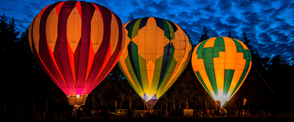 a beatuful view for 3 hot air ballon in morocco
