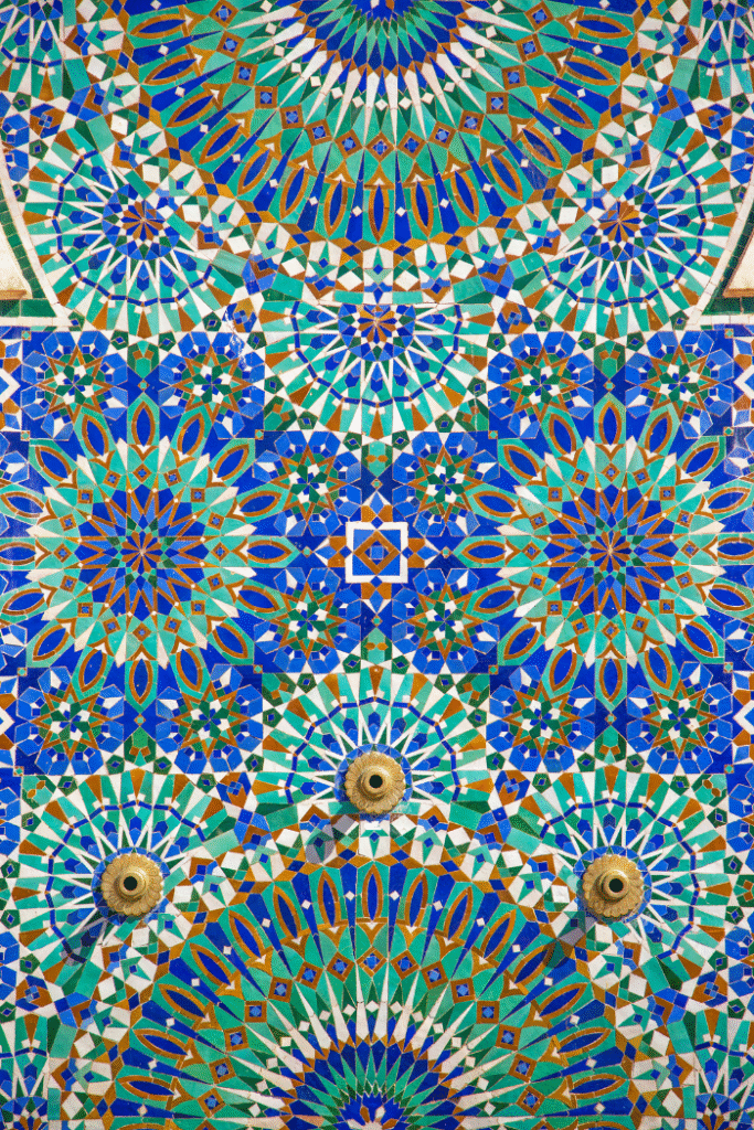 blue with green and white zelij color
